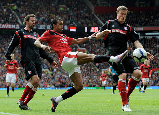 部正在踢出 部正在踢出